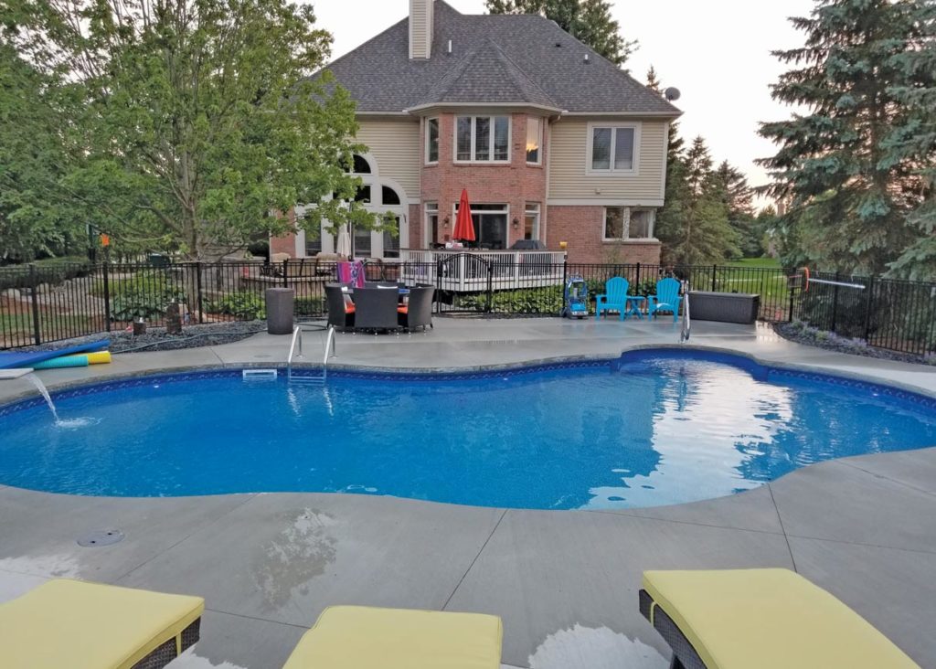Ciscon Landscaping & Outdoor Living